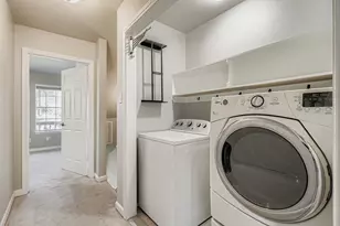 1827 River Crossing Cir, Austin, TX 78741 - Photo 22