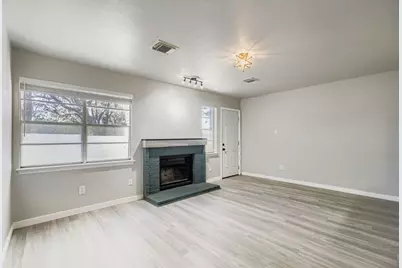 1827 River Crossing Circle #C, Austin, TX 78741 - Photo 4