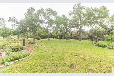 10905 W Cave Boulevard, Dripping Springs, TX 78620 - Photo 34