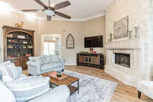 10905 W Cave Blvd, Dripping Springs, TX 78620 - Photo 8