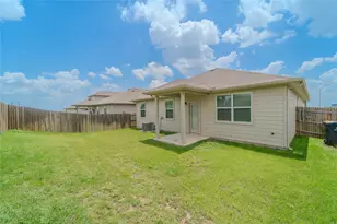 501 Naset Dr, Georgetown, TX 78626 - Photo 2