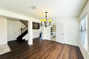 306 Applewood Dr, Pflugerville, TX 78660 - Photo 6