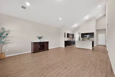 5905 Diamondleaf Bend, Austin, TX 78724 - Photo 8