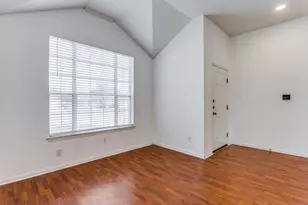 648 Columbine Ave, Cedar Park, TX 78613 - Photo 4