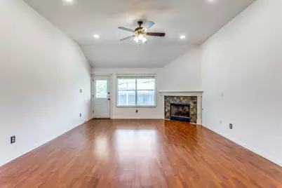 648 Columbine Avenue, Cedar Park, TX 78613 - Photo 6