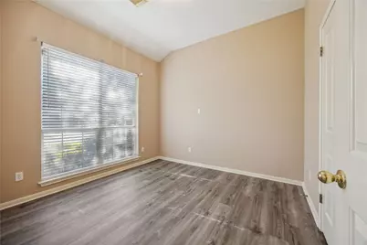 9120 Fainwood Lane, Austin, TX 78749 - Photo 8