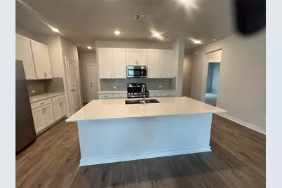 105 Sorghum Drive, Hutto, TX 78634 - Photo 2