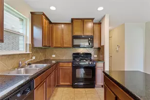 2021 Nestlewood Dr, Austin, TX 78754 - Photo 4