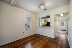 609 Harthan St, Austin, TX 78703 - Photo 6