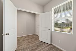 207 Cherry Blossom Ln, Taylor, TX 76574 - Photo 26