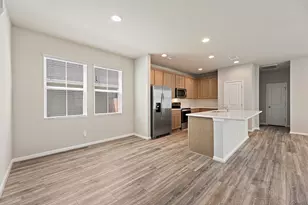 207 Cherry Blossom Ln, Taylor, TX 76574 - Photo 4
