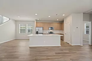 207 Cherry Blossom Ln, Taylor, TX 76574 - Photo 10