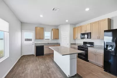 104 Cider Creek Drive, Elgin, TX 78621 - Photo 6