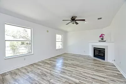 2305 Vernell Way, Round Rock, TX 78664 - Photo 6