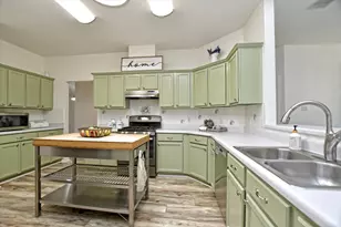 2305 Vernell Way, Round Rock, TX 78664 - Photo 12