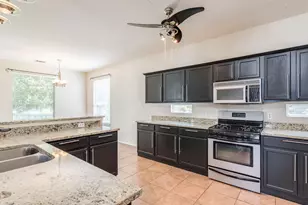 5814 Negley, Kyle, TX 78640 - Photo 2