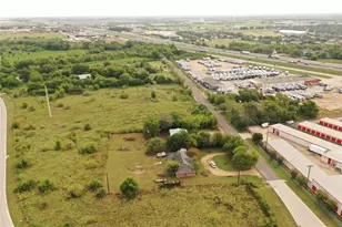 1501 N Burleson St, Kyle, TX 78640 - Photo 32