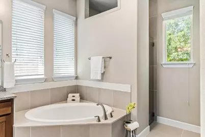 5216 Palermo Drive, Austin, TX 78738 - Photo 18