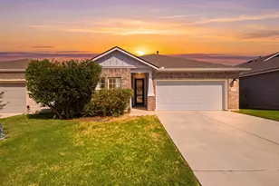 208 Winding Hollow Ln, Georgetown, TX 78628 - Photo 1