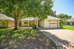 504 Leah Ln, Smithville, TX 78957 - Photo 1