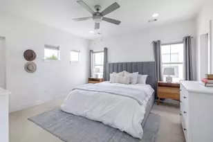 2705 Halcyon Dr, Austin, TX 78702 - Photo 8