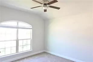 124 Gray Wolf Dr, San Marcos, TX 78666 - Photo 14