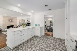 5600 Bull Creek Rd, Austin, TX 78756 - Photo 10