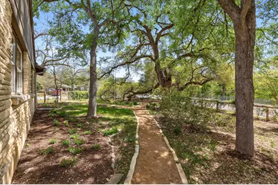 5600 Bull Creek Road, Austin, TX 78756 - Photo 26