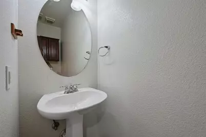 1217 Delano Street #B, Austin, TX 78721 - Photo 16