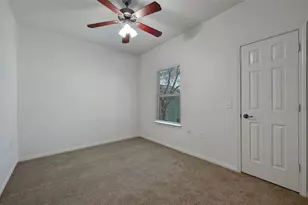 1217 Delano St, Austin, TX 78721 - Photo 20