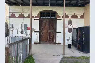 111 N Main Street, Taylor, TX 76574 - Photo 4