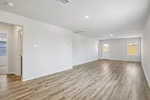 156 Wyatt Wy, Jarrell, TX 76537 - Photo 10