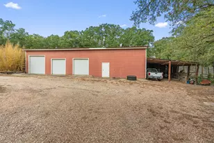 212 Thousand Oaks Dr, Cedar Creek, TX 78612 - Photo 24