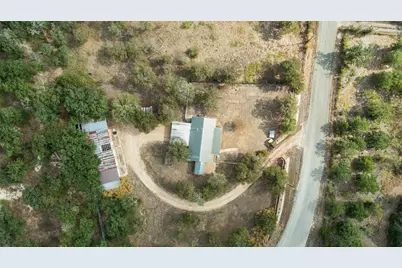 212 Thousand Oaks Drive, Cedar Creek, TX 78612 - Photo 28