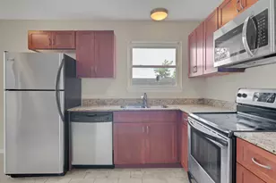 2703 Swisher St, Austin, TX 78705 - Photo 2