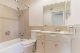 2703 Swisher St, Austin, TX 78705 - Photo 10