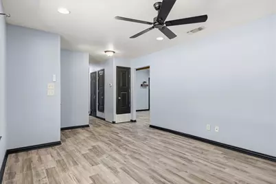 1011 Serenada Drive, Georgetown, TX 78628 - Photo 4