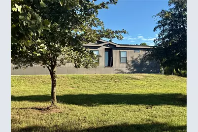 247 W Broken Tree Lane, Smithville, TX 78957 - Photo 2