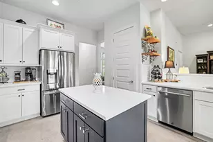 705 Pheasant Mdw, Liberty Hill, TX 78642 - Photo 16