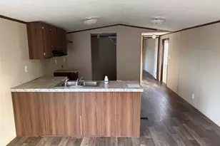 309 Oak Arbor Trail, Del Valle, TX 78617 - Photo 4