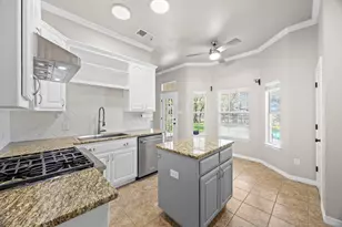 125 Ridgewood Cove, Georgetown, TX 78633 - Photo 12