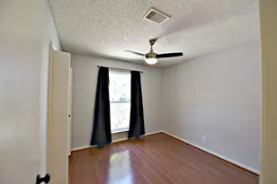 2402 Spring Wagon Ln, Austin, TX 78728 - Photo 16