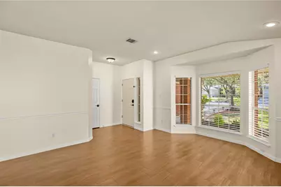 [Address not provided], Austin, TX 78749 - Photo 4