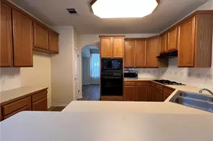 12720 Twisted Briar Ln, Austin, TX 78729 - Photo 4