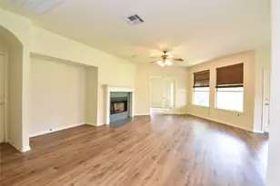 12720 Twisted Briar Ln, Austin, TX 78729 - Photo 10