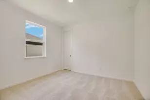 8519 Dongan Dr, Austin, TX 78744 - Photo 20