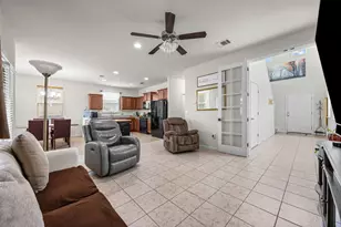 250 Twisted Oaks Ln, Buda, TX 78610 - Photo 6