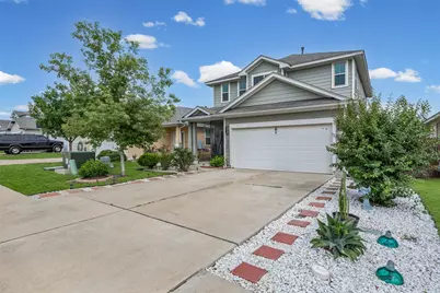 250 Twisted Oaks Lane, Buda, TX 78610 - Photo 2