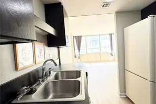 1800 Lavaca St, Austin, TX 78701 - Photo 10