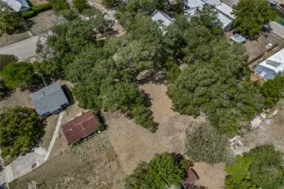 1006 N Blanco Street, Lockhart, TX 78644 - Photo 12